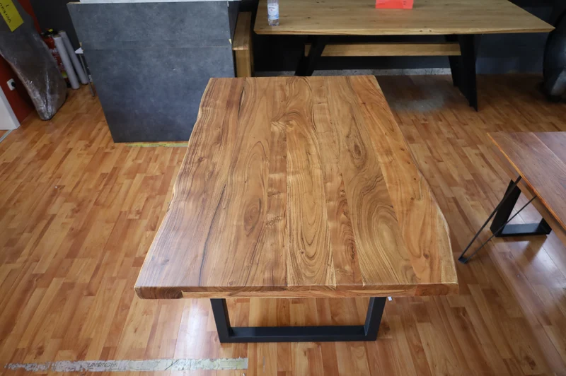 Esstisch Tisch + Massivholz Akazie +Echte Baumkante 220x100cm