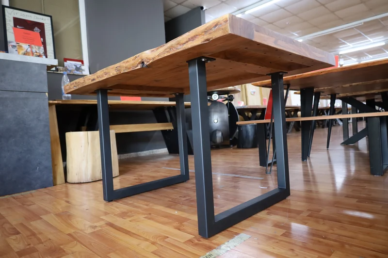 Esstisch Tisch + Massivholz Akazie +Echte Baumkante 200x100cm