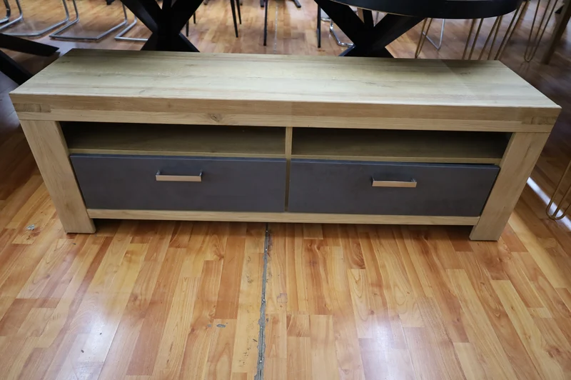 Tv- Unterschrank Kommode + Teilmassiv Eiche + Schubladen