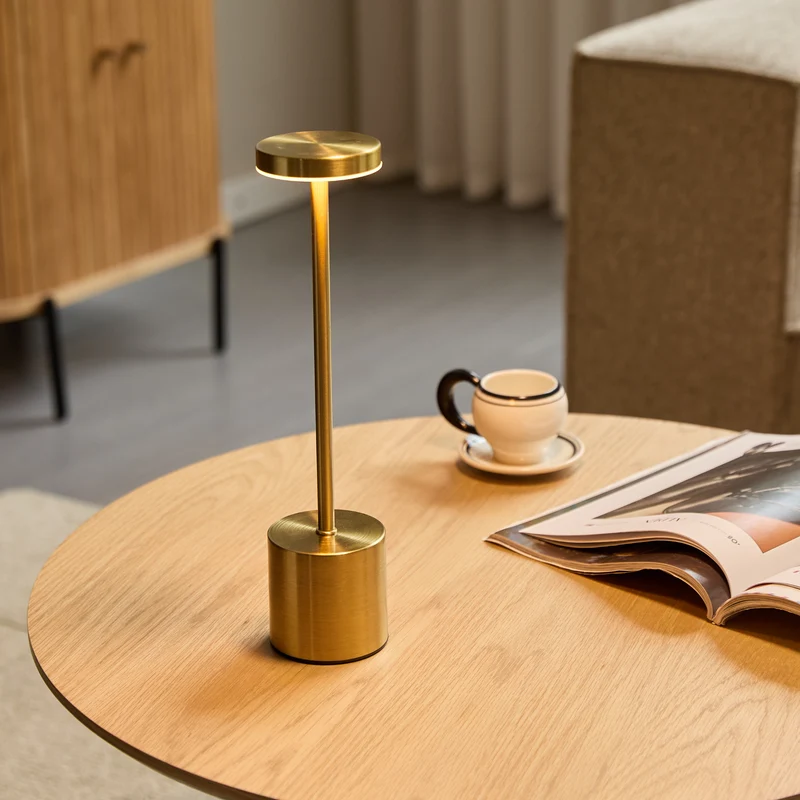 Elvis Tischlampe LED Gold