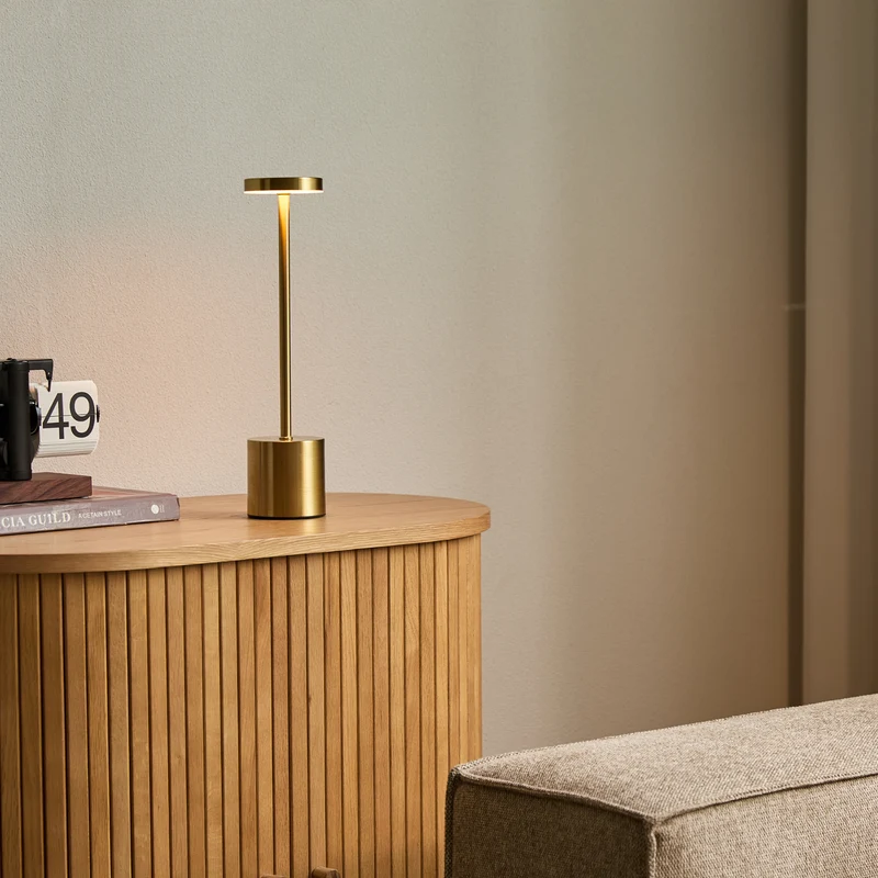 Elvis Tischlampe LED Gold