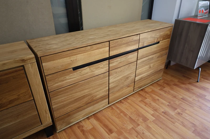Kommode Vitrine + Front Massivholz + Soft Close