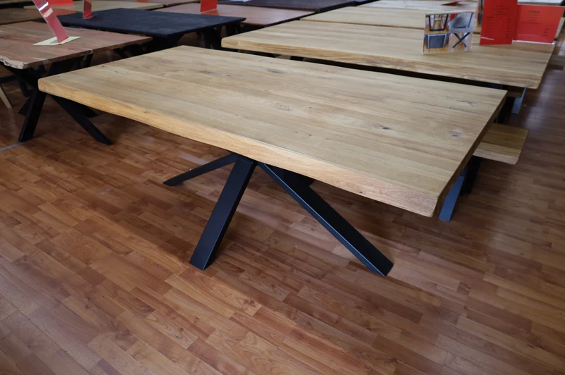 Esstisch Tisch + MASSIVHOLZ Eiche + Baumkante + Spider Gestell