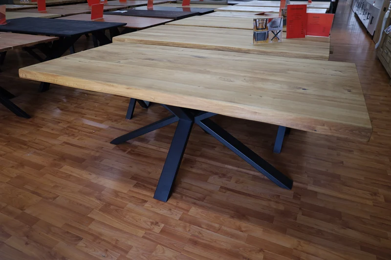 Esstisch Tisch + MASSIVHOLZ Eiche + Baumkante + Spider Gestell