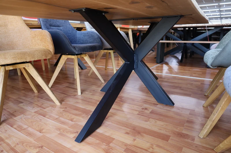 Esstisch Tisch +Massivholz Eiche VOLL 4cm +Baumkante +Epoxidharz