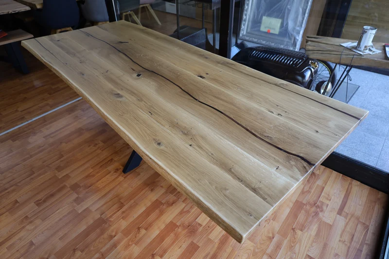 Esstisch Tisch +Massivholz Eiche VOLL 4cm +Baumkante +Epoxidharz