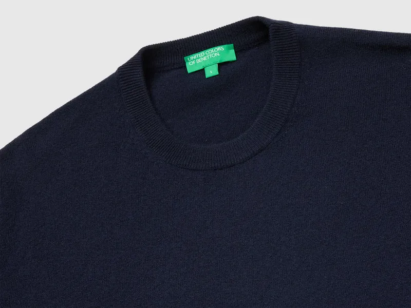 Mitternachtsblauer Pullover aus reiner Merinowolle