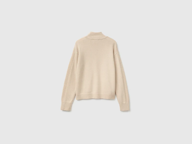 Pullover mit Knöpfen an der Schulter
