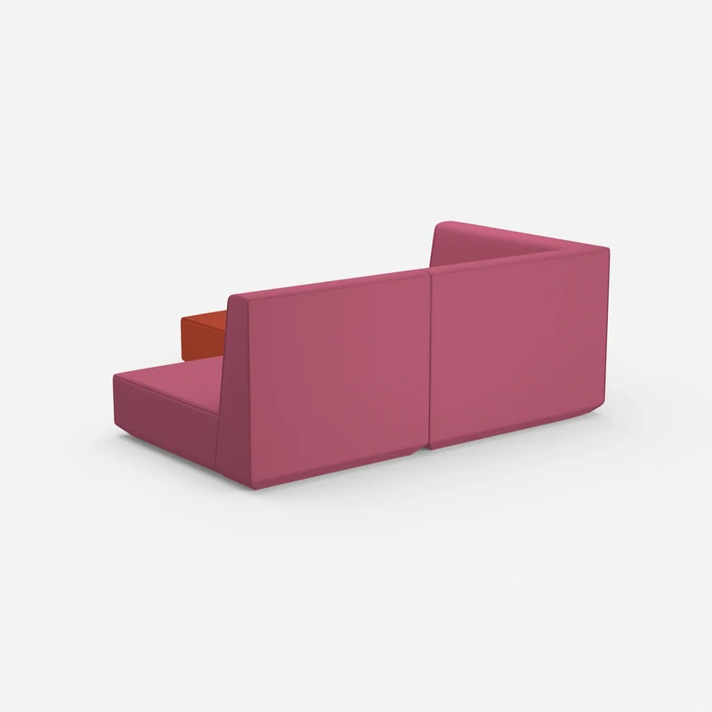 Ecksofa mit tiefer Sitzfläche und hoher Rückenlehne
