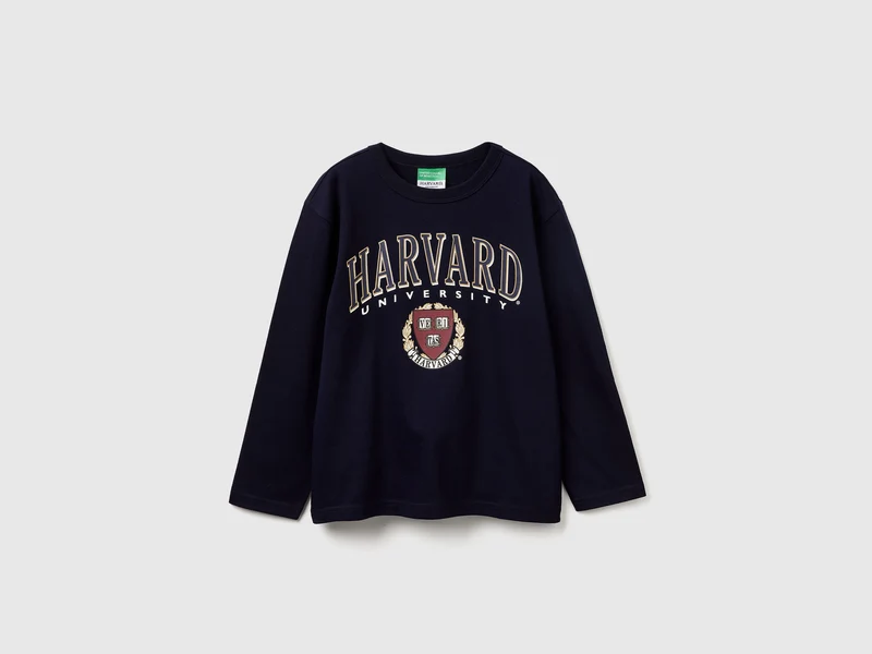 T-Shirt mit Rundhalsausschnitt ©Harvard University