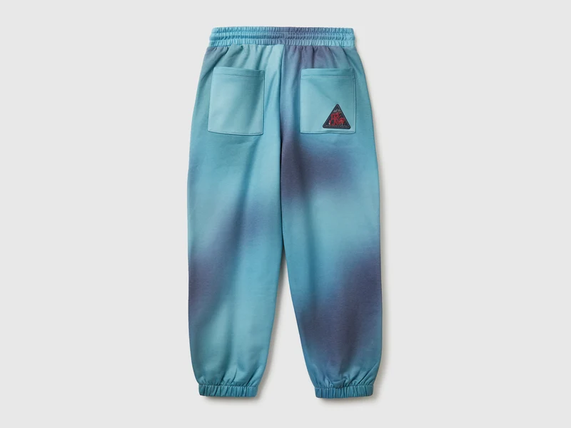 Jogginghose mit verblasstem Print