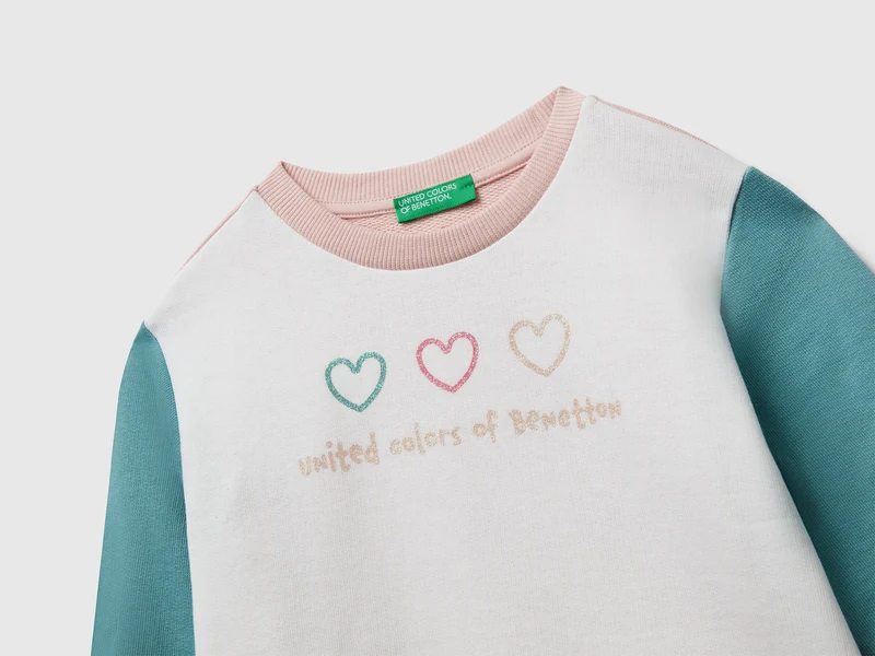 Sweatshirt mit Glitzer-Print