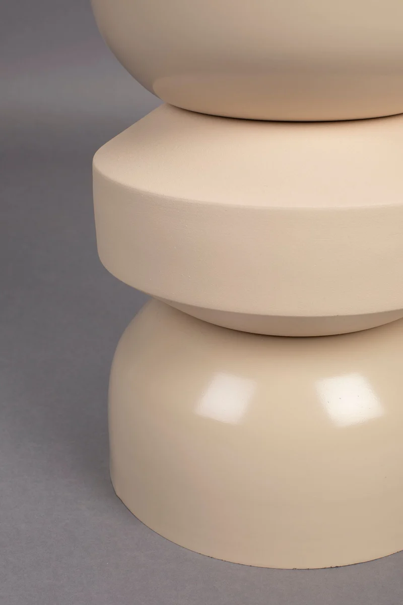 Hocker Apollo Beige, Retro-Design aus Metall von Dutchbone