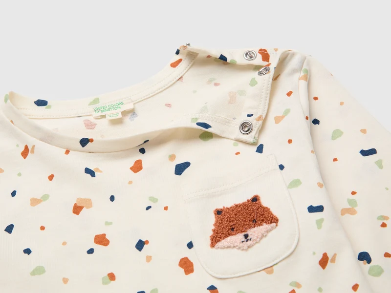 T-Shirt aus Bio-Baumwolle mit Allover-Muster