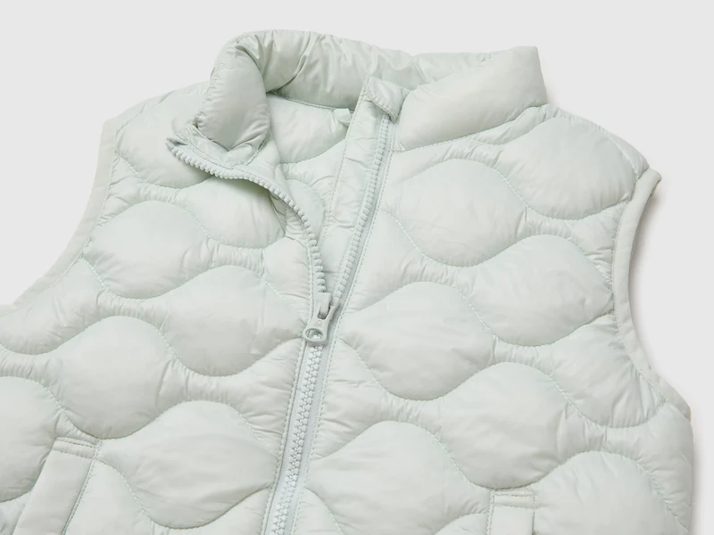 Wattierte, ärmellose Jacke
