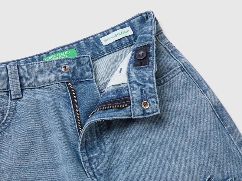 Gerade Jeans mit Sternen