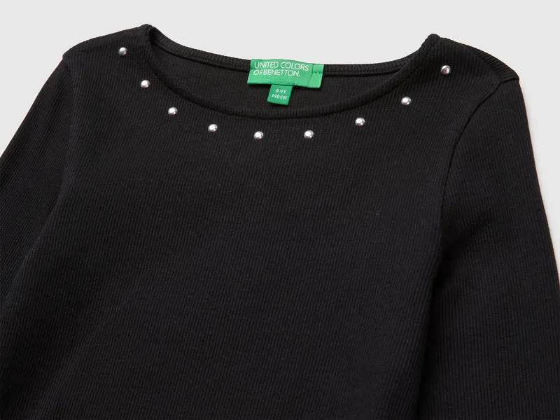 T-Shirt mit Nieten