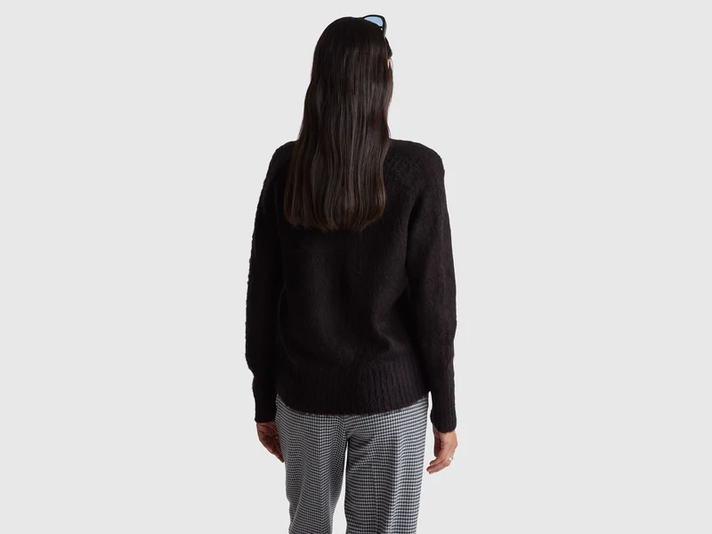 Warmer Pullover aus Mohairmischung
