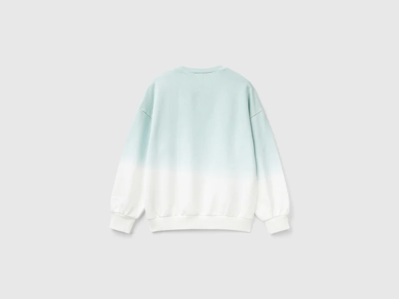 Sweater in Dip Dye mit Stickerei