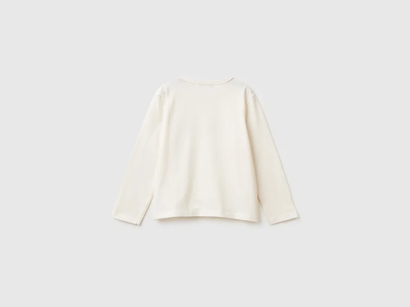 T-Shirt mit Print und Pailletten