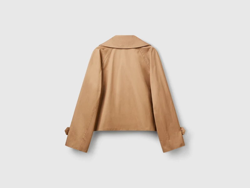 Zweireihiger, verkürzter Trenchcoat