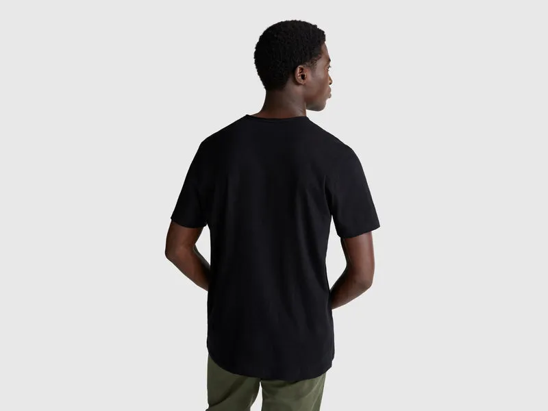 T-Shirt aus geflammter Baumwolle
