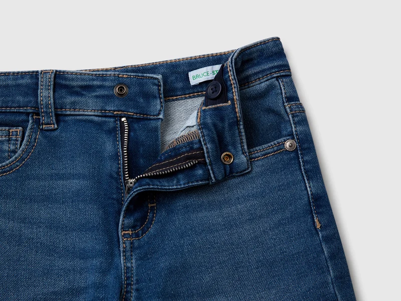 Gerade Jeans