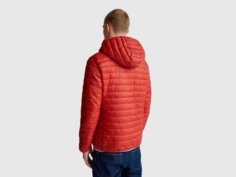 Gefütterte Daunenjacke im Regular Fit