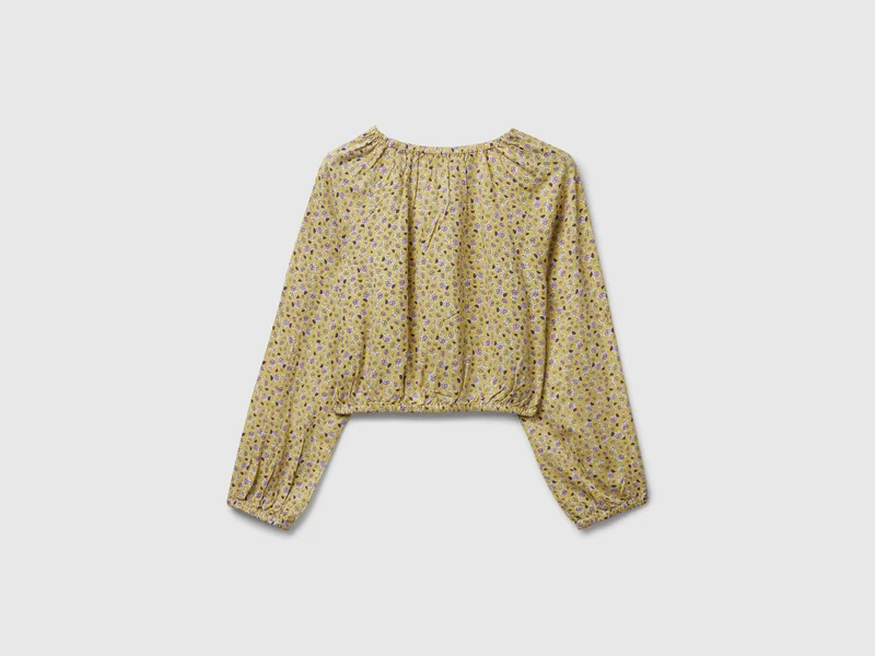 Fließende Bluse mit Blumenmuster