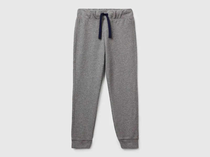 Jogginghose mit Logo