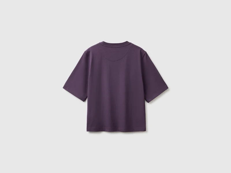 Kastenförmig geschnittenes T-Shirt aus 100 % Baumwolle
