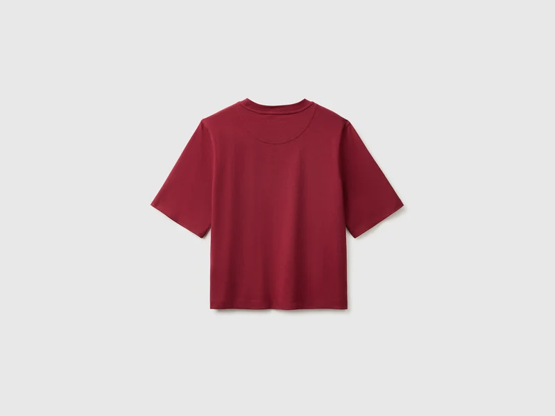 Kastenförmig geschnittenes T-Shirt aus 100 % Baumwolle