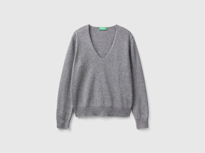 Mausgrauer Pullover mit V-Ausschnitt aus reiner Merinowolle