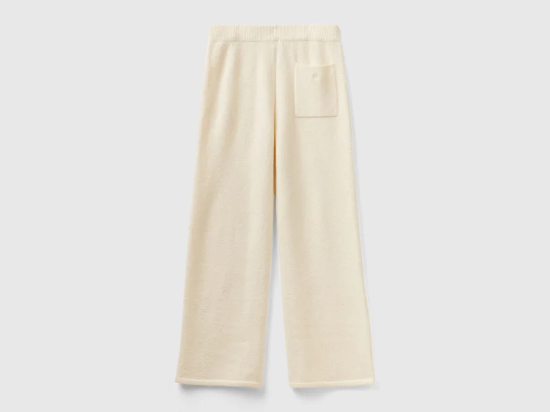 Hose aus recyceltem Garn