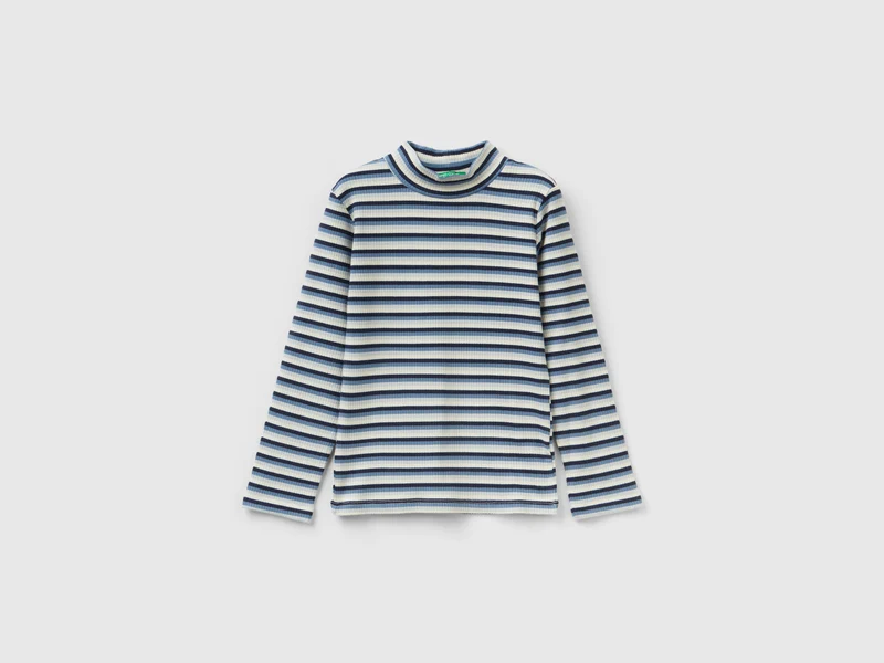 Gestreiftes T-Shirt mit Rollkragen