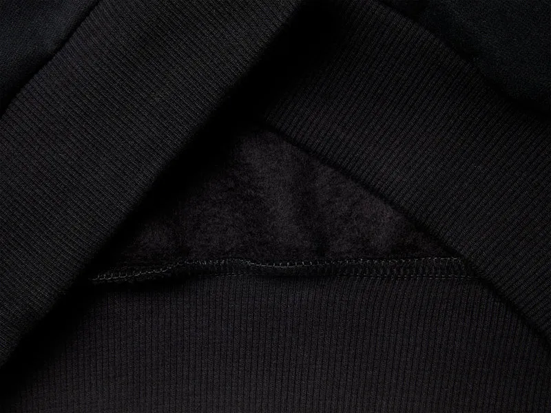 Warmes Sweatshirt mit Logo