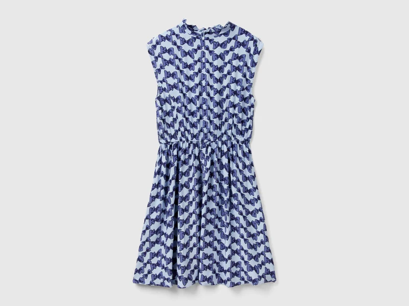 Kurzes Kleid mit Schleifendruck