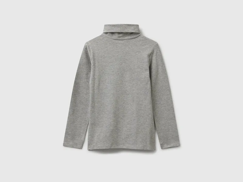 Stretch-T-Shirt mit hohem Halsausschnitt