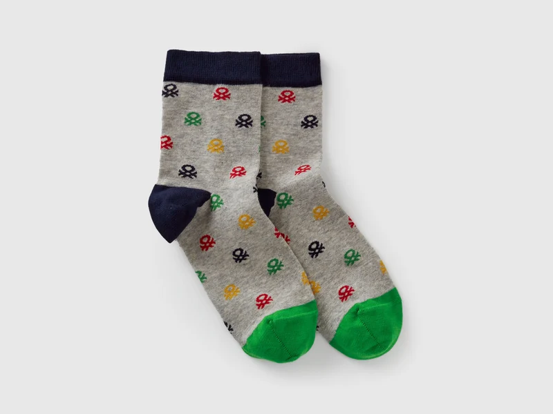 Gemusterte hohe Socken