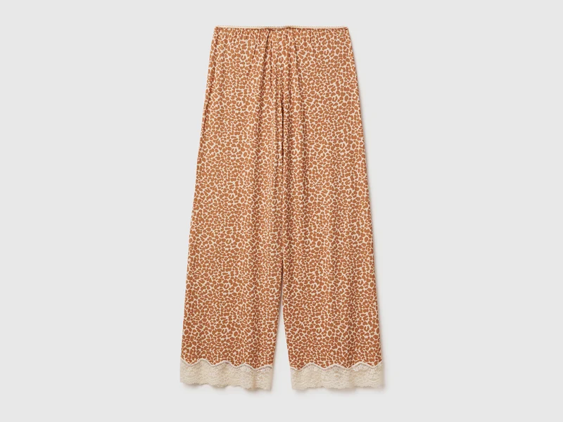 Hose mit Animalprint und Spitze