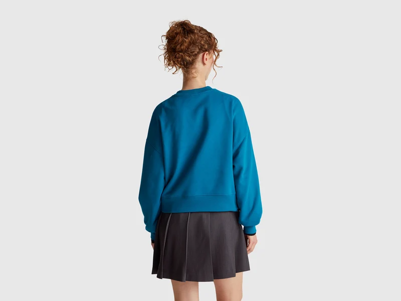 Blaugrünes Sweatshirt mit Coco Capitán-Stickerei