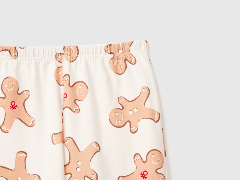 Weihnachtlicher Pyjama aus warmer Stretchbaumwolle