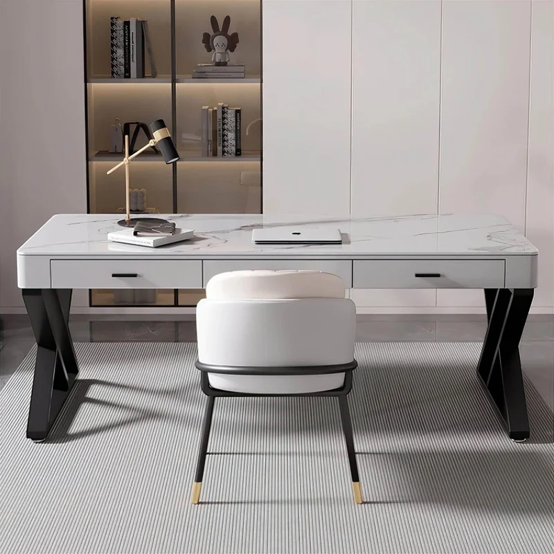 Elegant Modern Office Desk - Stylish Workspace Furniture