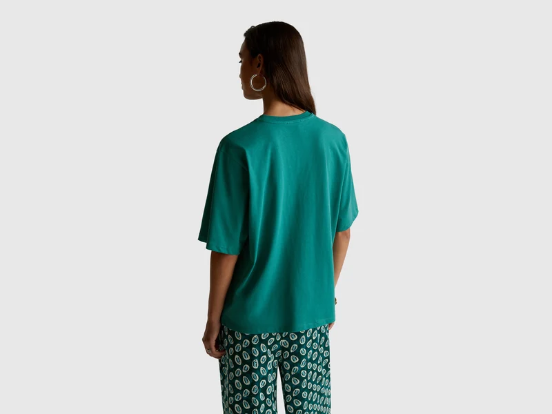 T-Shirt mit Bandana-Print