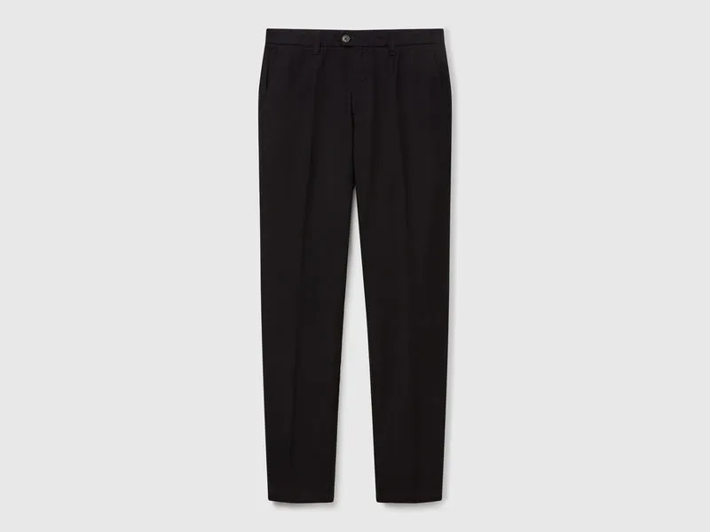 Slim-Fit-Chinohose aus leichter Baumwolle