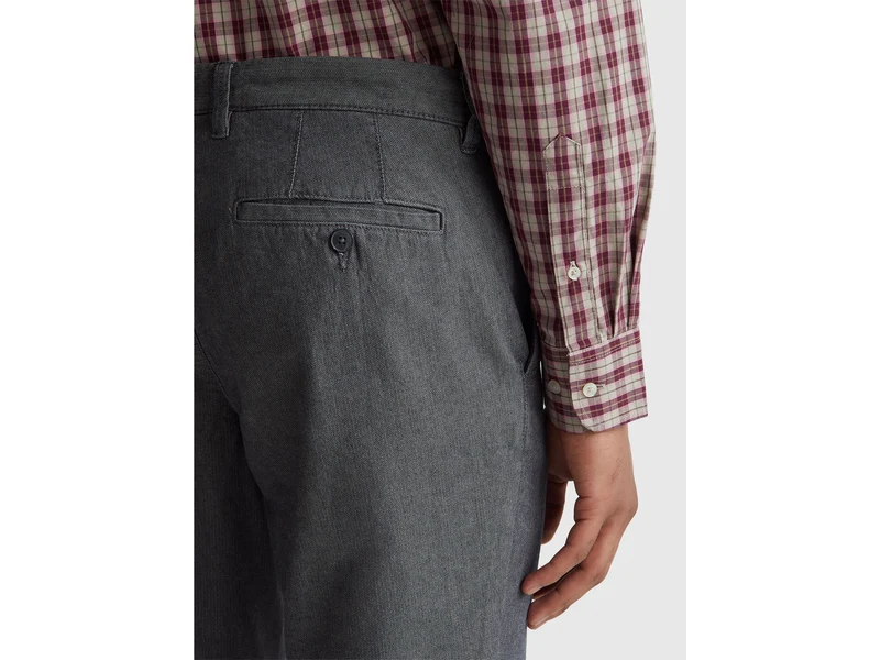Slim-Fit-Chinos