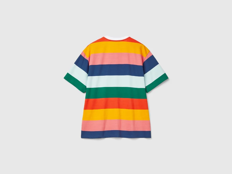 Mehrfarbig gestreiftes T-Shirt over fit