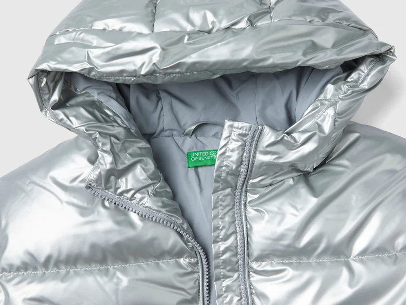 Daunenjacke aus glänzendem Nylon