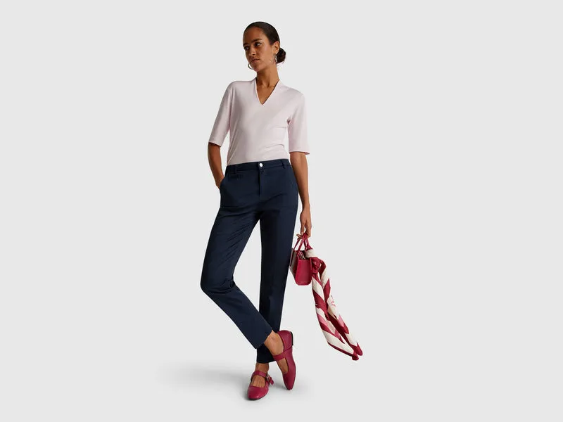 Slim Fit Chinohose aus dunkelblauer Baumwolle