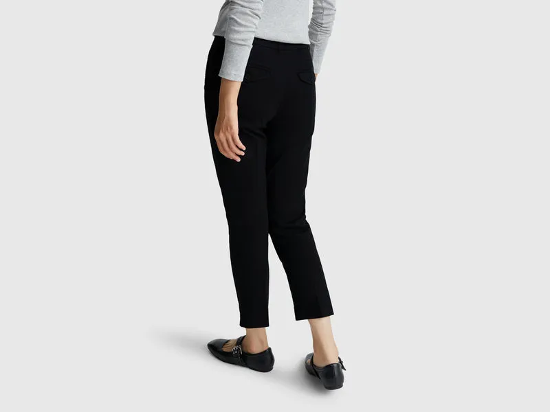 Verkürzte Chinos aus Stretch-Baumwolle